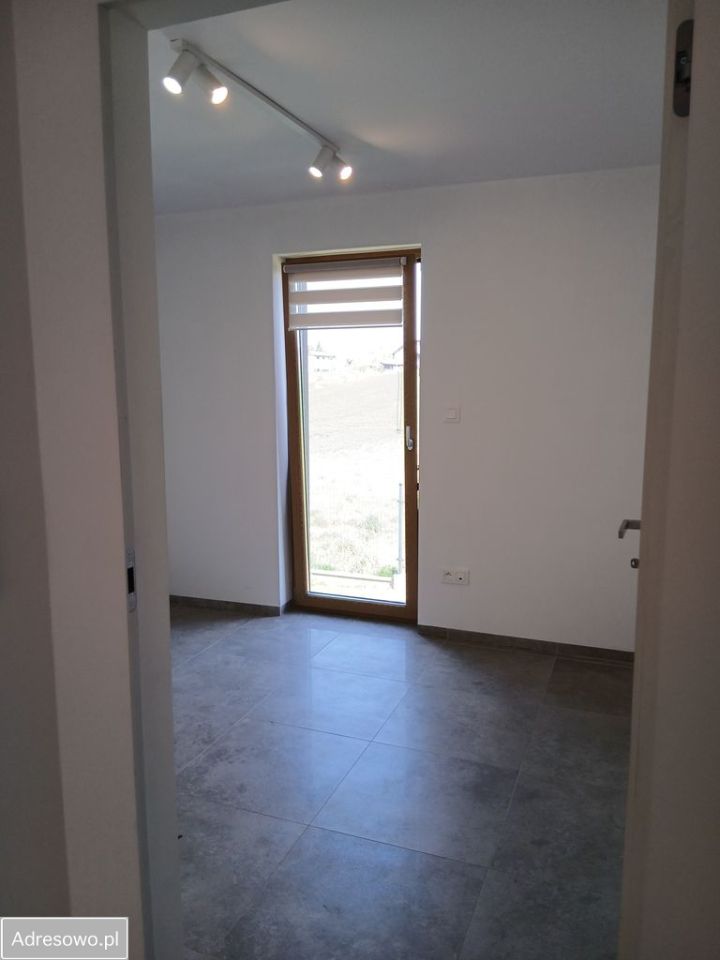 dom wolnostojący, 3 pokoje Bestwina. Zdjęcie 10