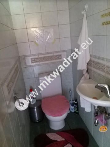 dom wolnostojący, 6 pokoi Czarnów. Zdjęcie 11