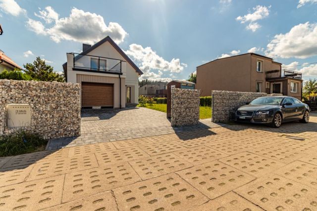 dom wolnostojący, 4 pokoje Strzebielino. Zdjęcie 18