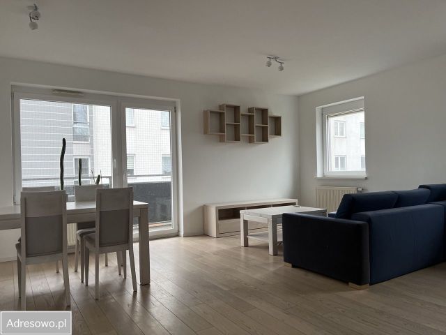 Mieszkanie 3-pokojowe Wrocław Psie Pole, ul. Ferdynanda Magellana. Zdjęcie 1