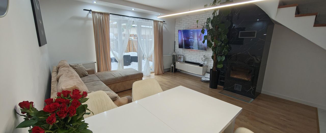 bliźniak, 4 pokoje Banino, ul. Gryfitów. Zdjęcie 1