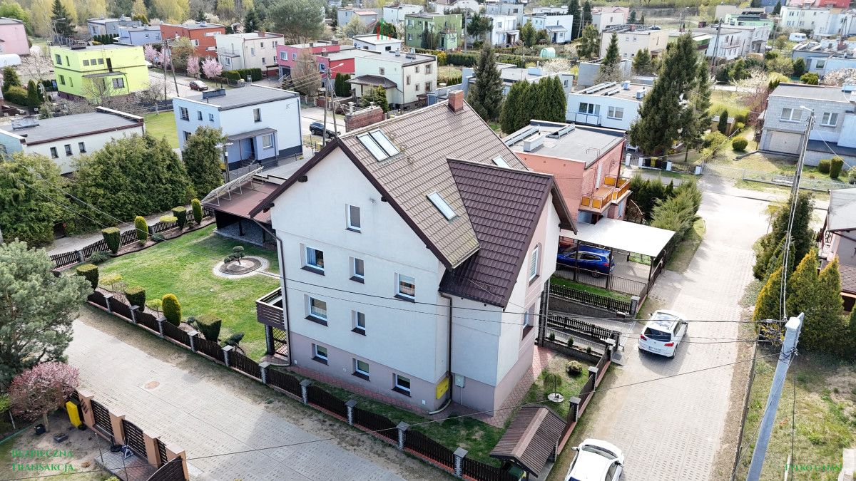 dom wolnostojący, 7 pokoi Starogard Gdański, ul. Obrońców Poczty Gdańskiej. Zdjęcie 6
