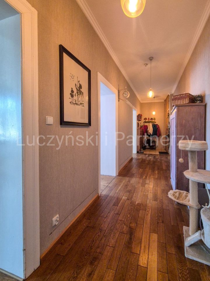 Mieszkanie 4-pokojowe Jelenia Góra. Zdjęcie 3