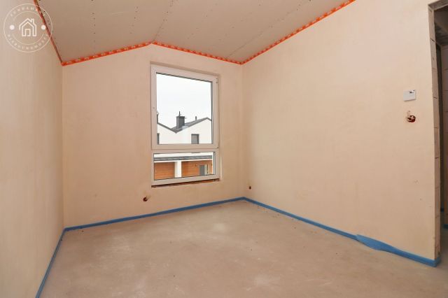 bliźniak, 6 pokoi Podzamcze. Zdjęcie 11