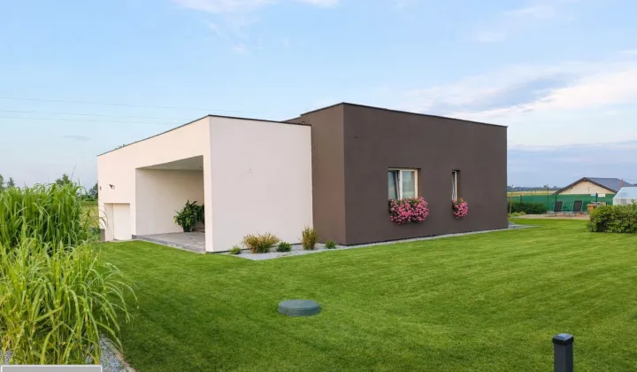 dom wolnostojący, 3 pokoje Wichulec