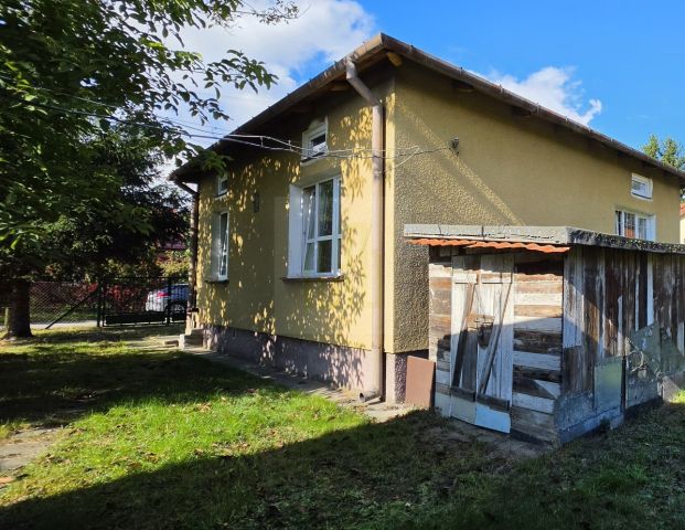 dom wolnostojący, 2 pokoje Milanówek. Zdjęcie 4