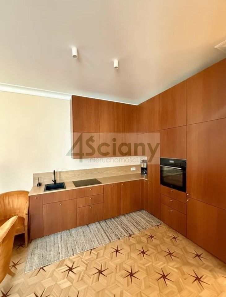 Mieszkanie 3-pokojowe Warszawa Śródmieście, ul. Nowy Świat. Zdjęcie 4