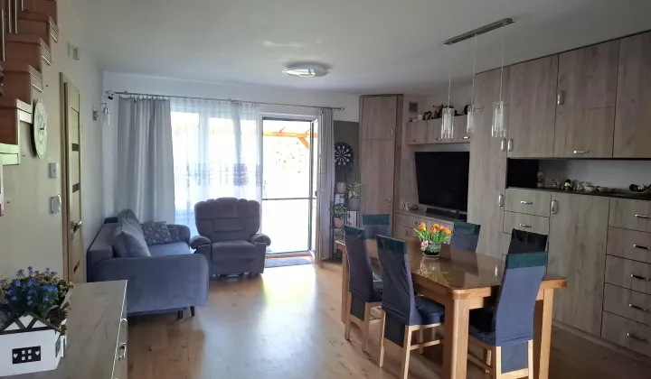 dom szeregowy, 5 pokoi Pruszków Żbików, ul. Miodowa