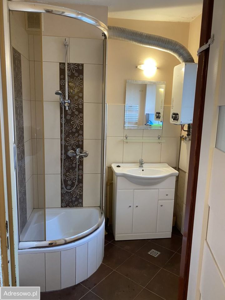 dom wolnostojący, 8 pokoi Legnica, ul. Fiołkowa. Zdjęcie 9