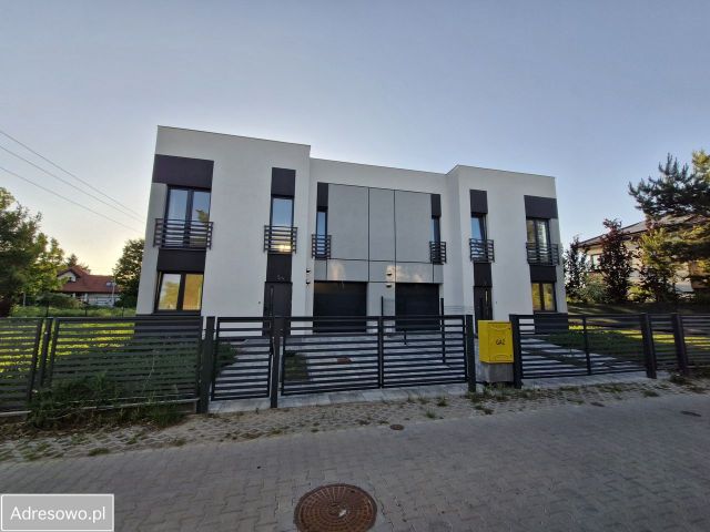 bliźniak, 6 pokoi Kiełpin, ul. Truskawkowa. Zdjęcie 1