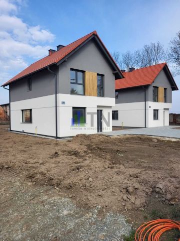 dom wolnostojący, 6 pokoi Wojnowice. Zdjęcie 3