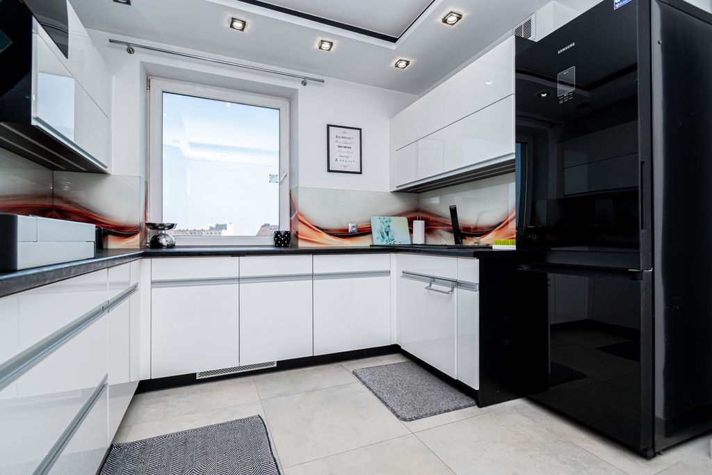 Mieszkanie 4-pokojowe Kalisz, ul. Korczak. Zdjęcie 4