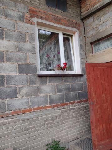 dom wolnostojący, 2 pokoje Sadowiec-Wrzosy. Zdjęcie 1