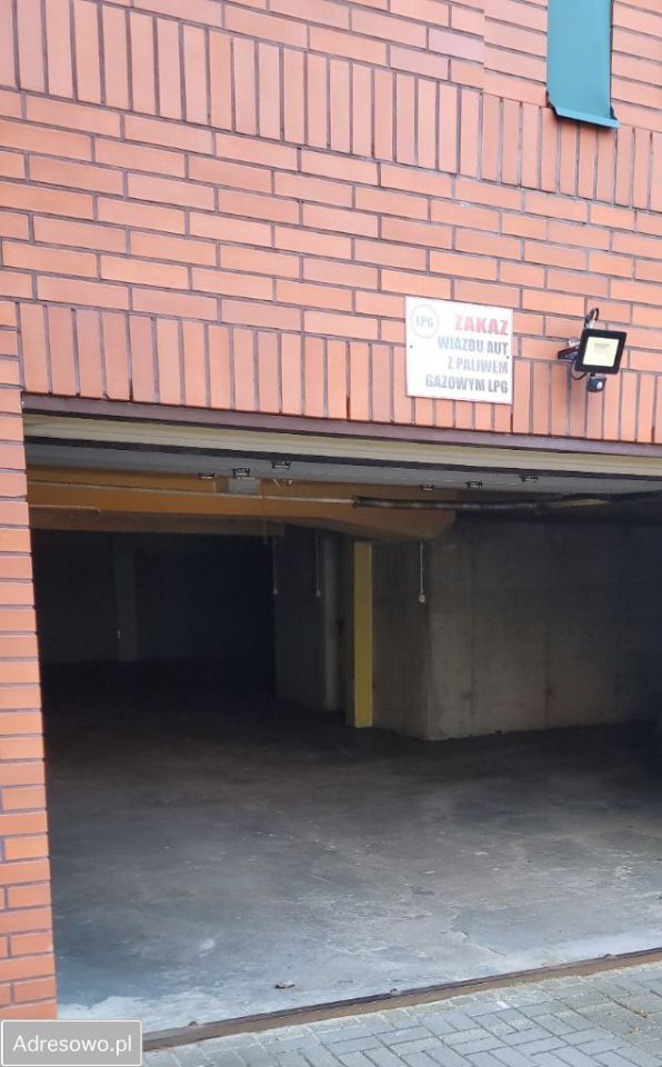 Garaż/miejsce parkingowe Józefosław, ul. Zorzy Polarnej