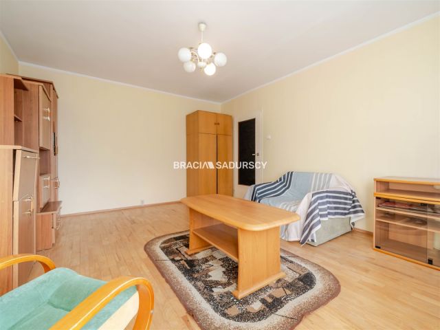 Mieszkanie 3-pokojowe Kraków Czyżyny, os. Dywizjonu 303. Zdjęcie 29