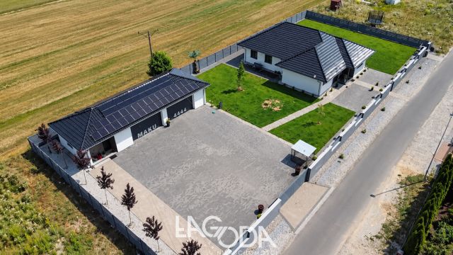 dom wolnostojący, 5 pokoi Kłodawa. Zdjęcie 1