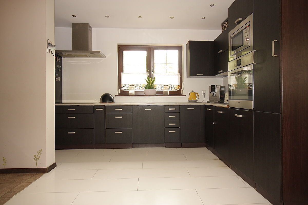 dom wolnostojący, 5 pokoi Promnice, ul. Brzozowa. Zdjęcie 2