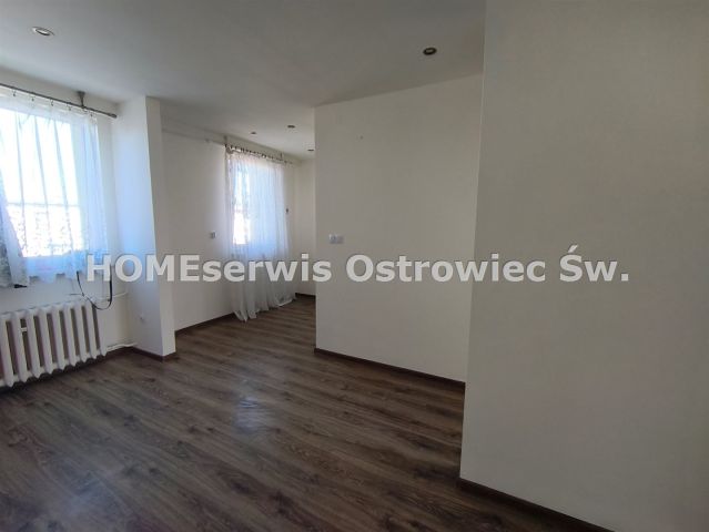 Mieszkanie 3-pokojowe Ostrowiec Świętokrzyski Centrum, ul. Jana Kochanowskiego. Zdjęcie 4