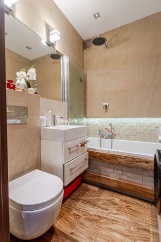 Mieszkanie 3-pokojowe Kraków Podgórze, ul. Romualda Traugutta. Zdjęcie 30
