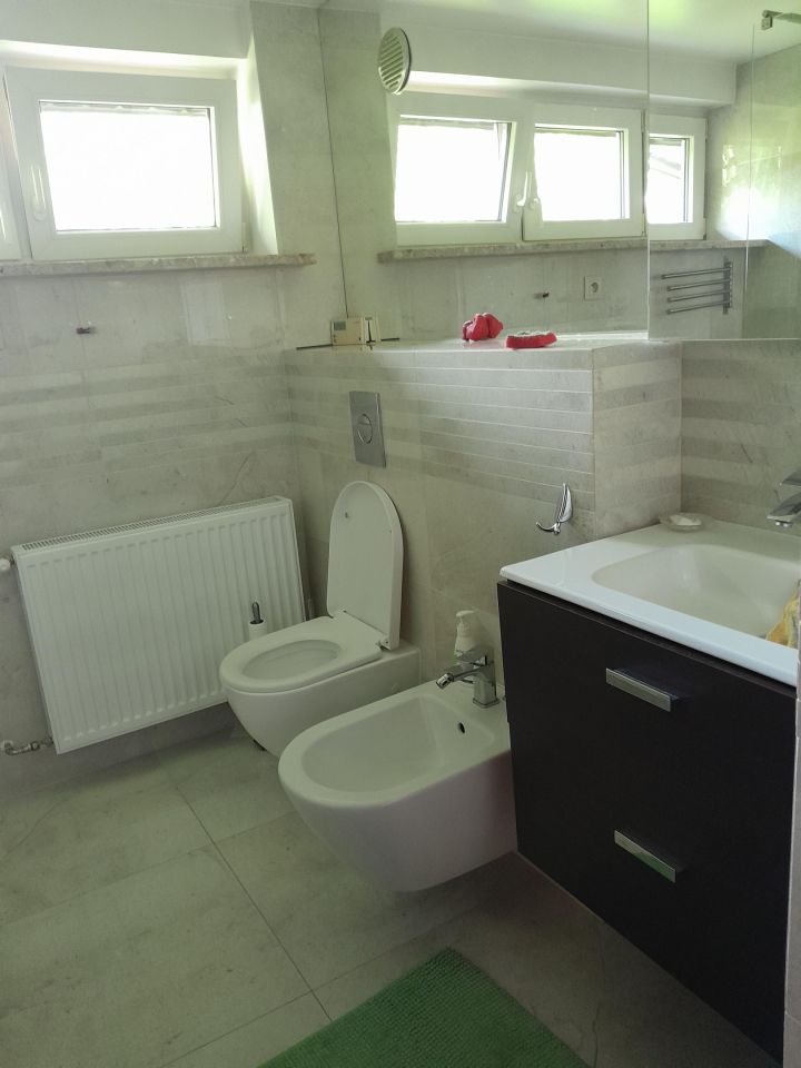 dom wolnostojący, 5 pokoi Janowiec, ul. Jana Kochanowskiego. Zdjęcie 13