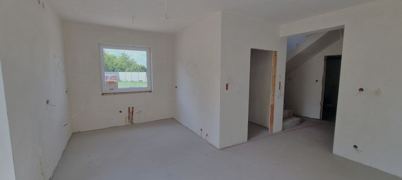 bliźniak, 5 pokoi Konstantynów Łódzki, ul. 1 Maja. Zdjęcie 9