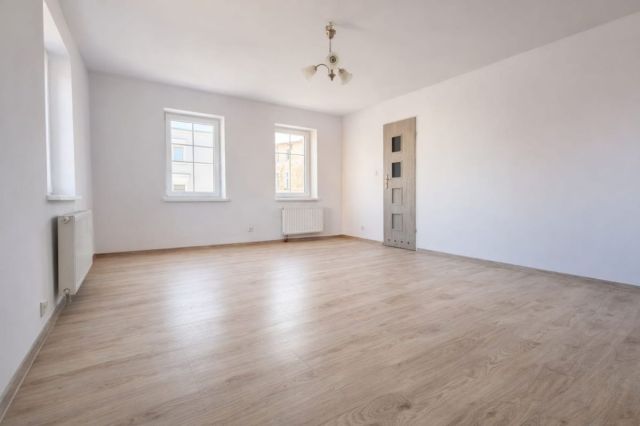 Mieszkanie 1-pokojowe Jelenia Góra Sobieszów. Zdjęcie 2