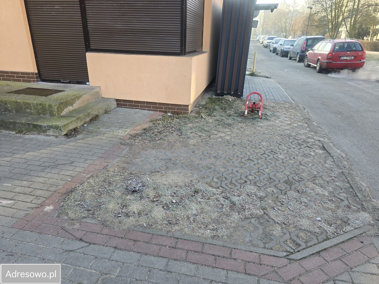 Lokal Police, ul. Piaskowa. Zdjęcie 14