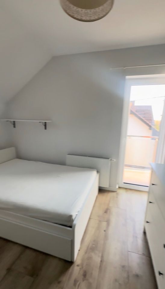 bliźniak, 4 pokoje Wierzchowie. Zdjęcie 3