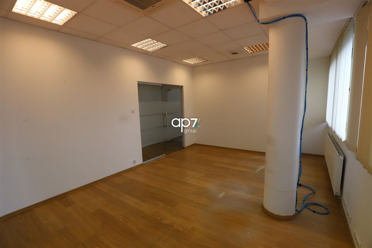 Biuro Kraków Łagiewniki-Borek Fałęcki, ul. Zakopiańska. Zdjęcie 11