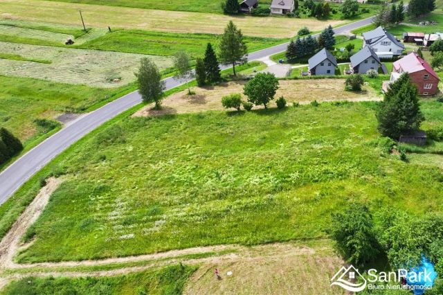 Działka budowlana Uherce Mineralne. Zdjęcie 3