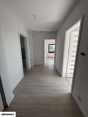 dom wolnostojący, 6 pokoi Gościno, ul. Różana. Zdjęcie 10