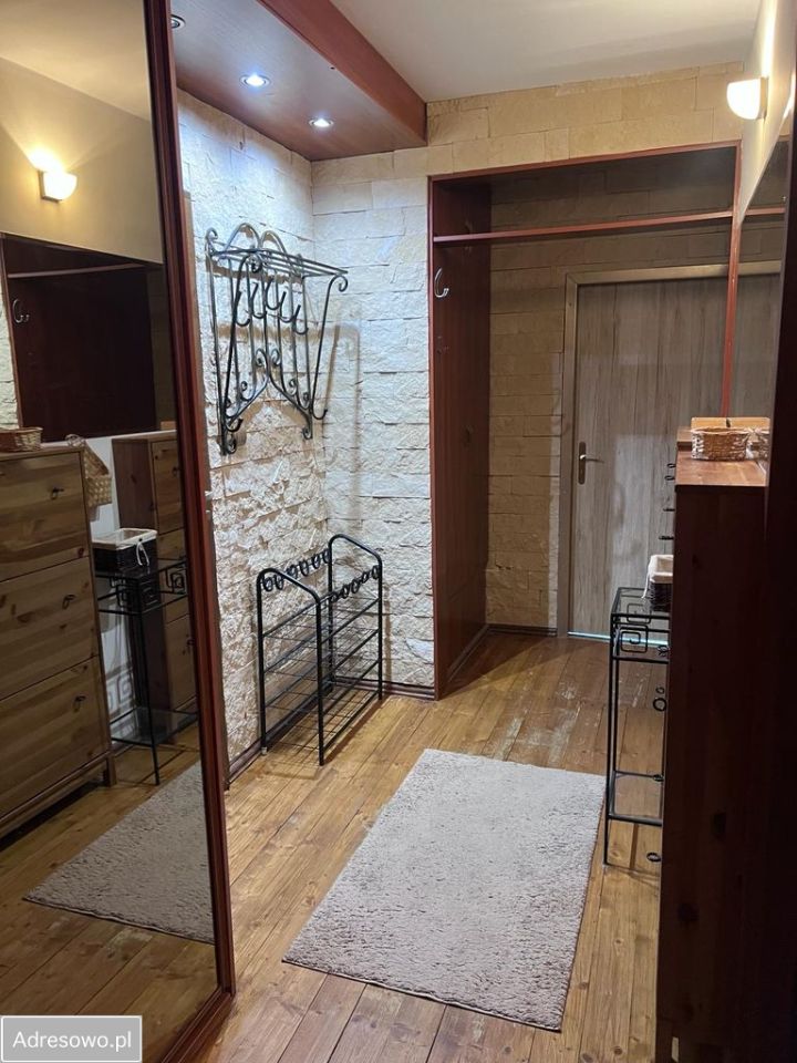 Mieszkanie 3-pokojowe Gdynia Obłuże, ul. kpt. Antoniego Ledóchowskiego. Zdjęcie 4