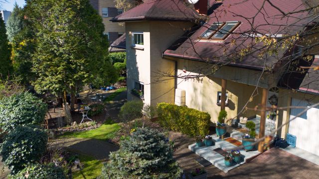 dom wolnostojący, 5 pokoi Wrocław Kuźniki, ul. Gołnowska. Zdjęcie 1