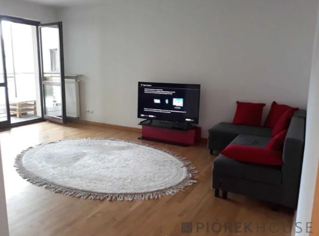 Mieszkanie 3-pokojowe Warszawa Wola, ul. Giełdowa. Zdjęcie 1