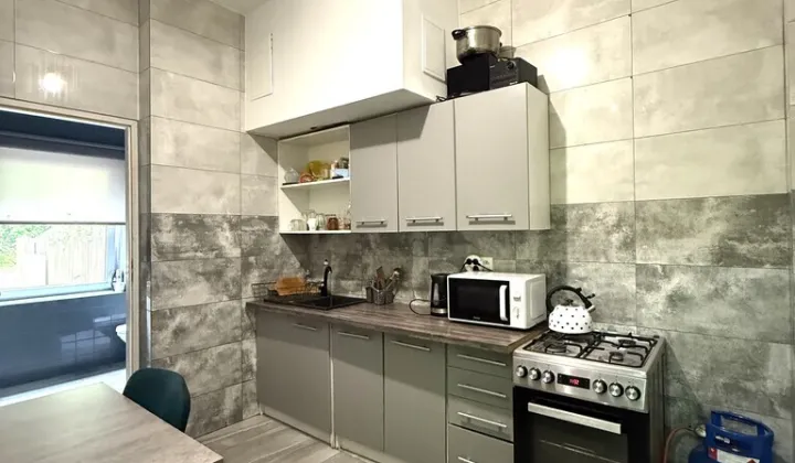 dom, 4 pokoje Porost