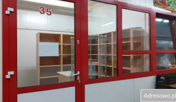 Nieruchomość komercyjna na sprzedaż bez pośredników          
          
            Polesie          
          
            Łódź – pohled 6
