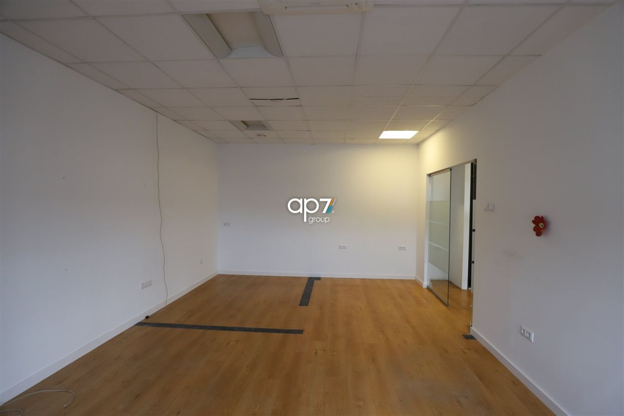 Biuro Kraków Łagiewniki-Borek Fałęcki, ul. Zakopiańska. Zdjęcie 2