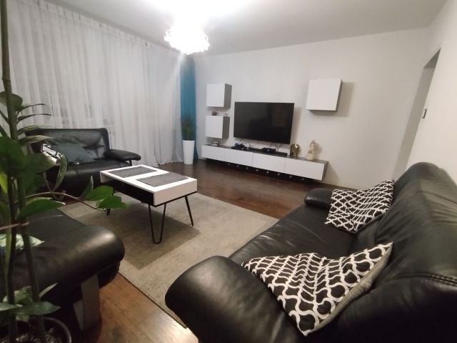 Mieszkanie 3-pokojowe Wyszków. Zdjęcie 1