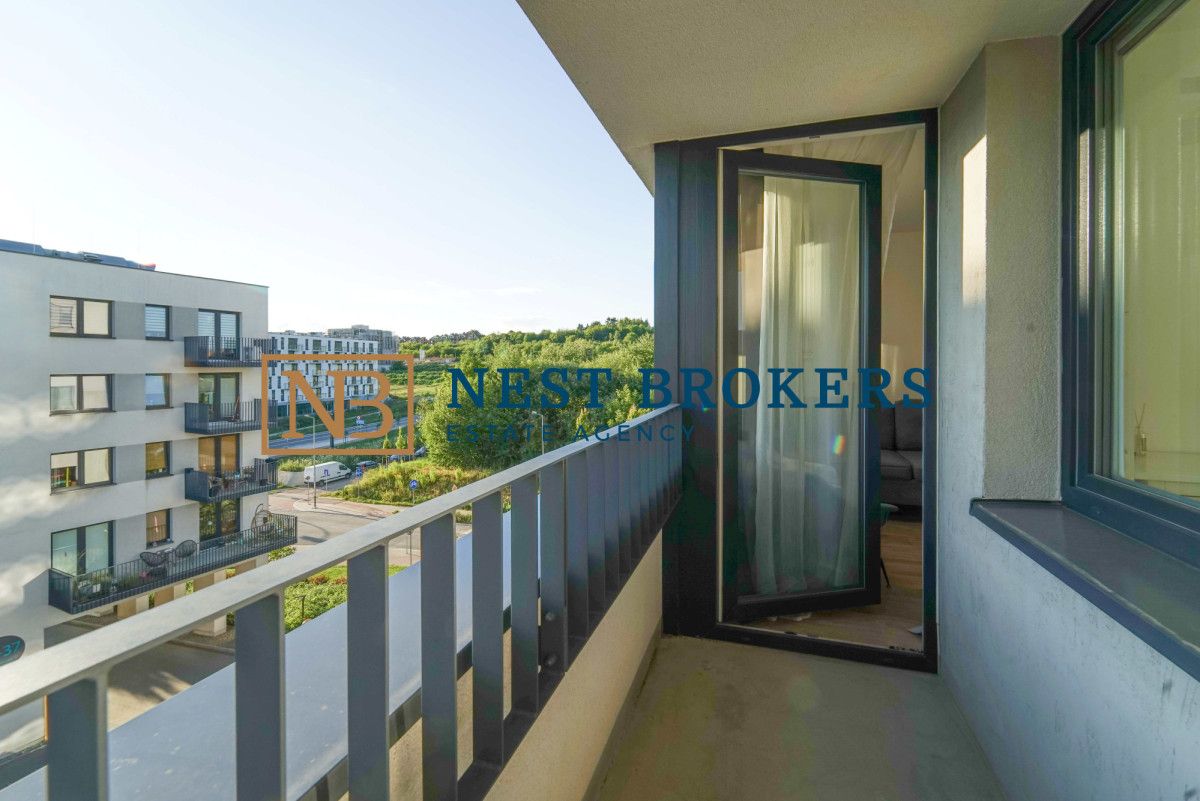 Mieszkanie 2-pokojowe Kraków Górka Narodowa, ul. Stefana Banacha. Zdjęcie 2