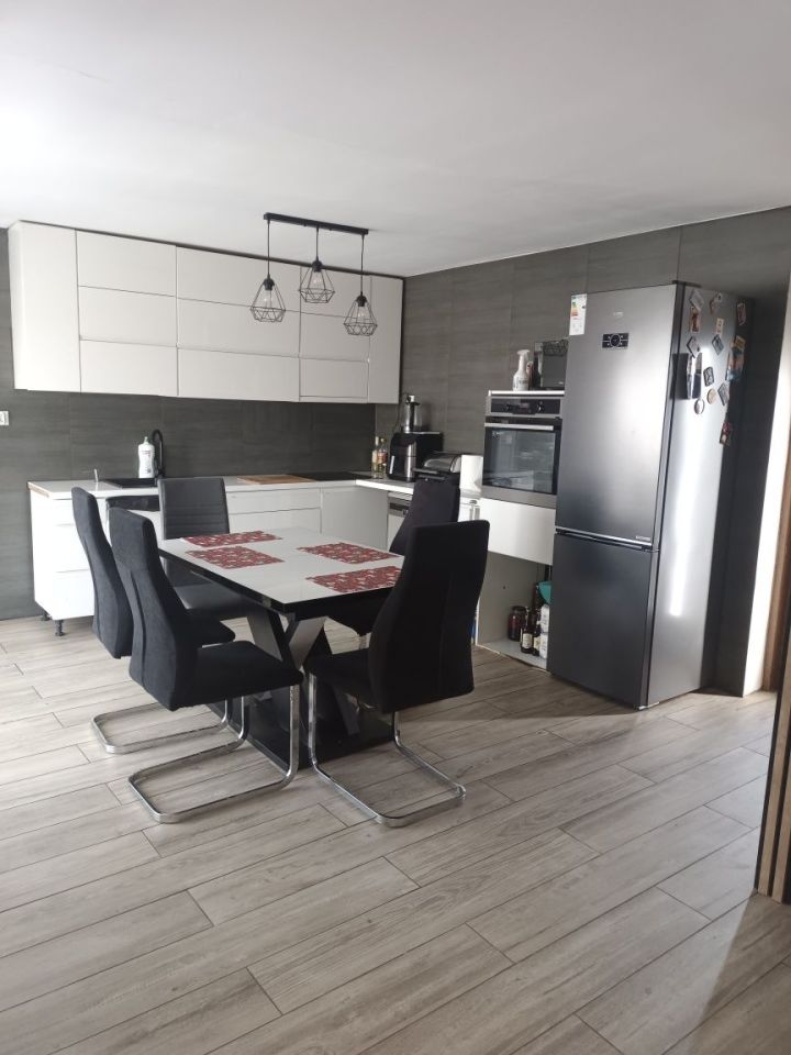 dom wolnostojący, 2 pokoje Sierosław. Zdjęcie 2