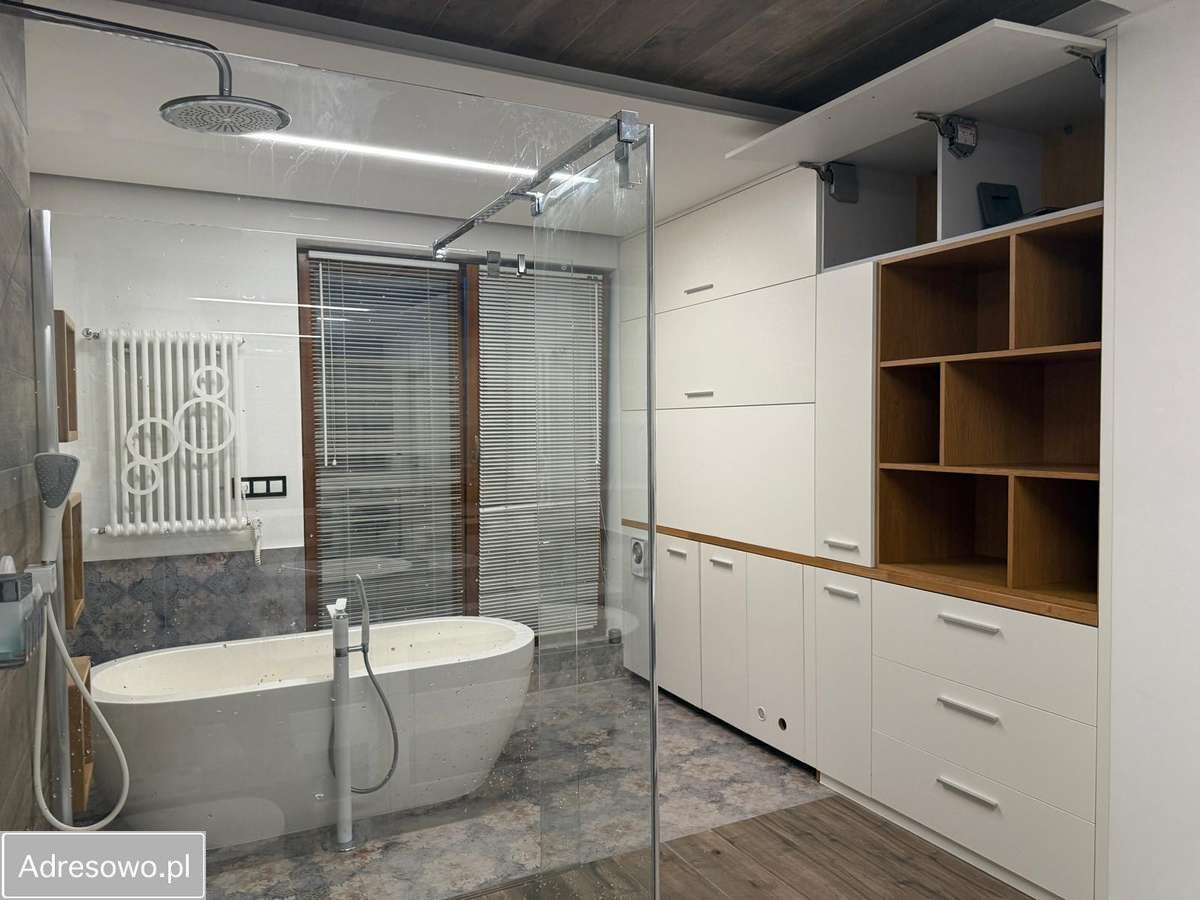 Mieszkanie 3-pokojowe Bielsko-Biała Śródmieście. Zdjęcie 18