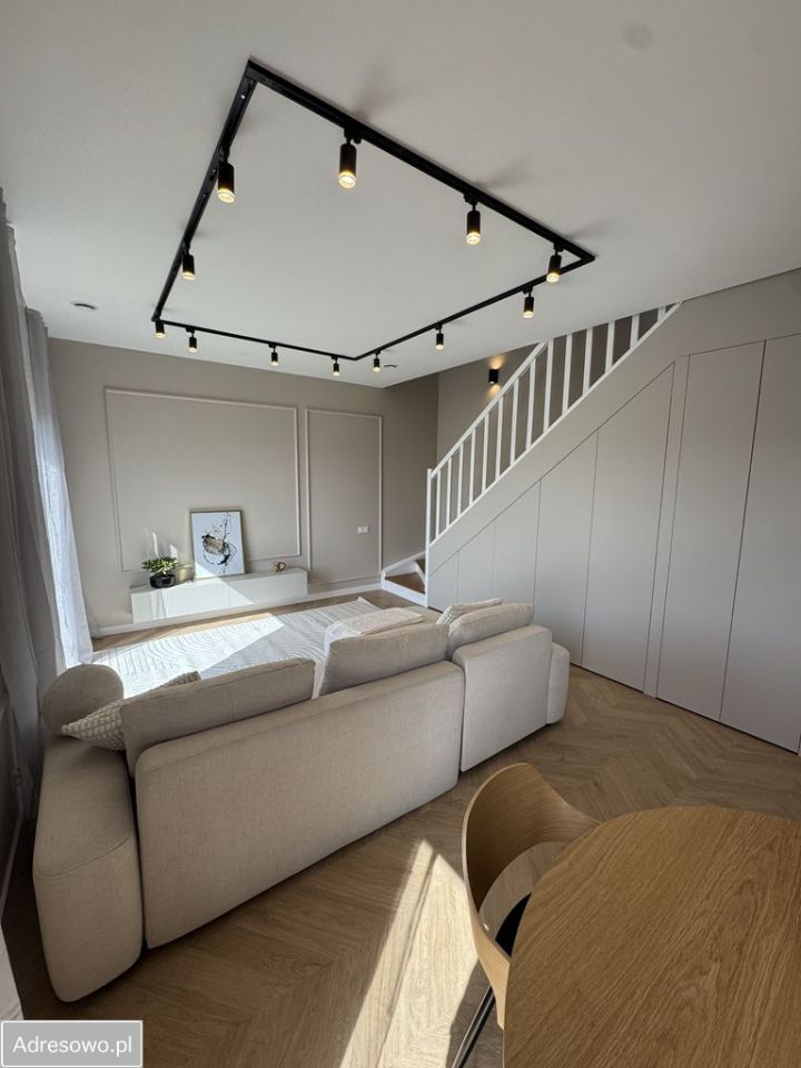 bliźniak, 4 pokoje Marki. Zdjęcie 6