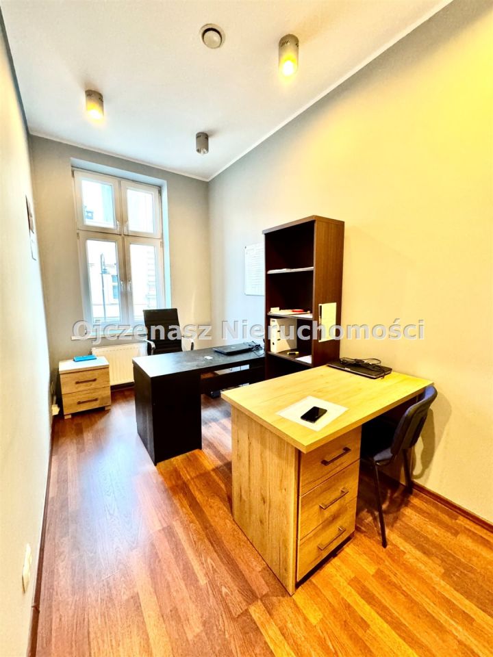 Biuro Bydgoszcz Śródmieście, ul. Jana i Jędrzeja Śniadeckich. Zdjęcie 2