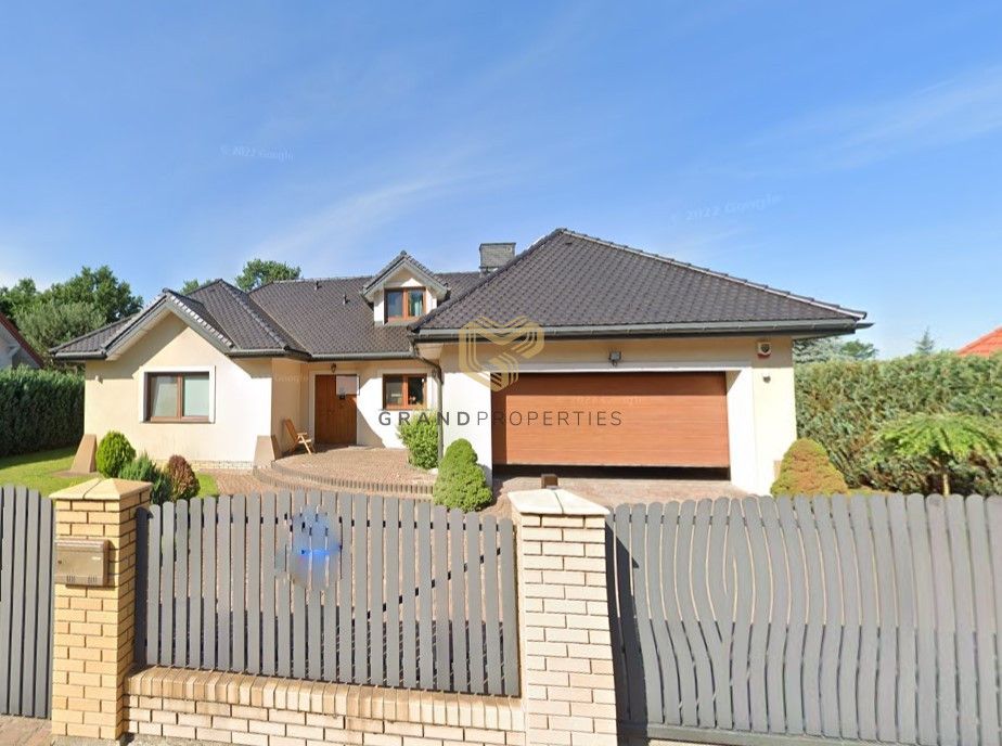 dom wolnostojący, 5 pokoi Warszawa Wawer. Zdjęcie 2