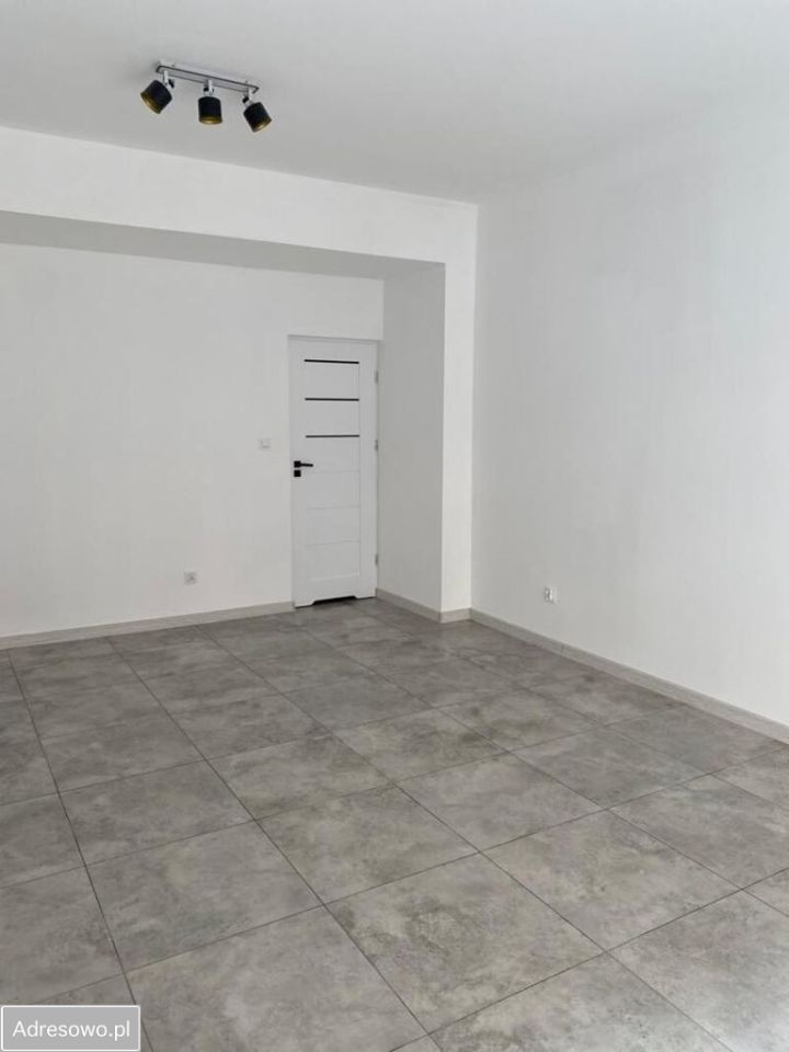 Lokal Katowice Śródmieście, ul. Fryderyka Chopina. Zdjęcie 8