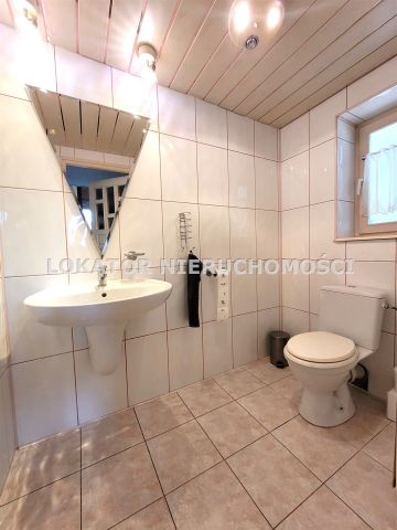 dom wolnostojący, 5 pokoi Kaczory. Zdjęcie 16