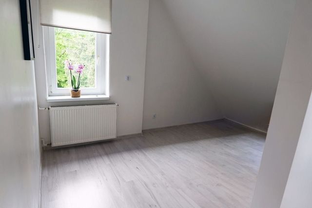 Mieszkanie 3-pokojowe Lwówek Śląski Płakowice. Zdjęcie 1