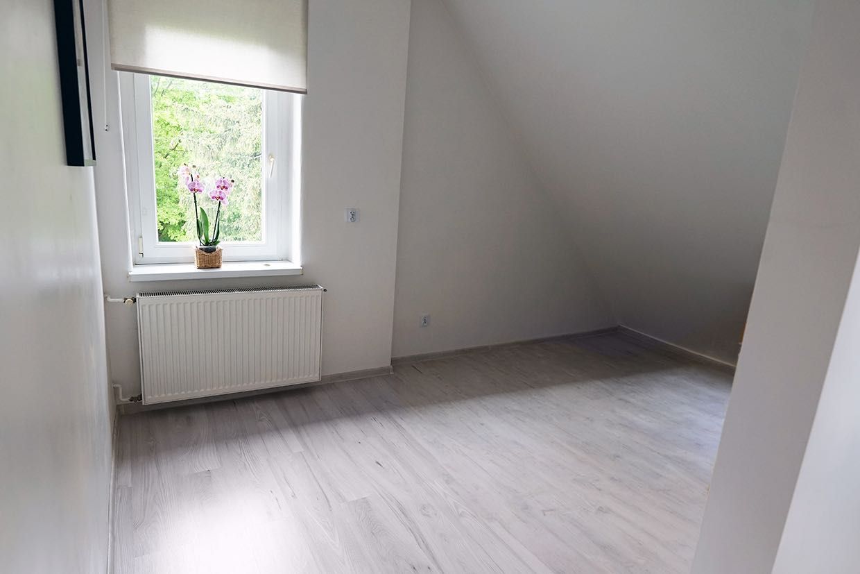 Mieszkanie 3-pokojowe Lwówek Śląski Płakowice. Zdjęcie 1