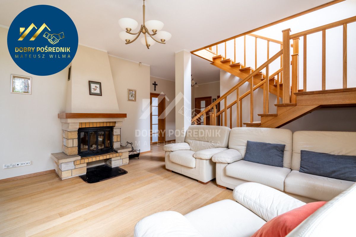 dom wolnostojący, 6 pokoi Szemud, ul. Klonowa. Zdjęcie 3