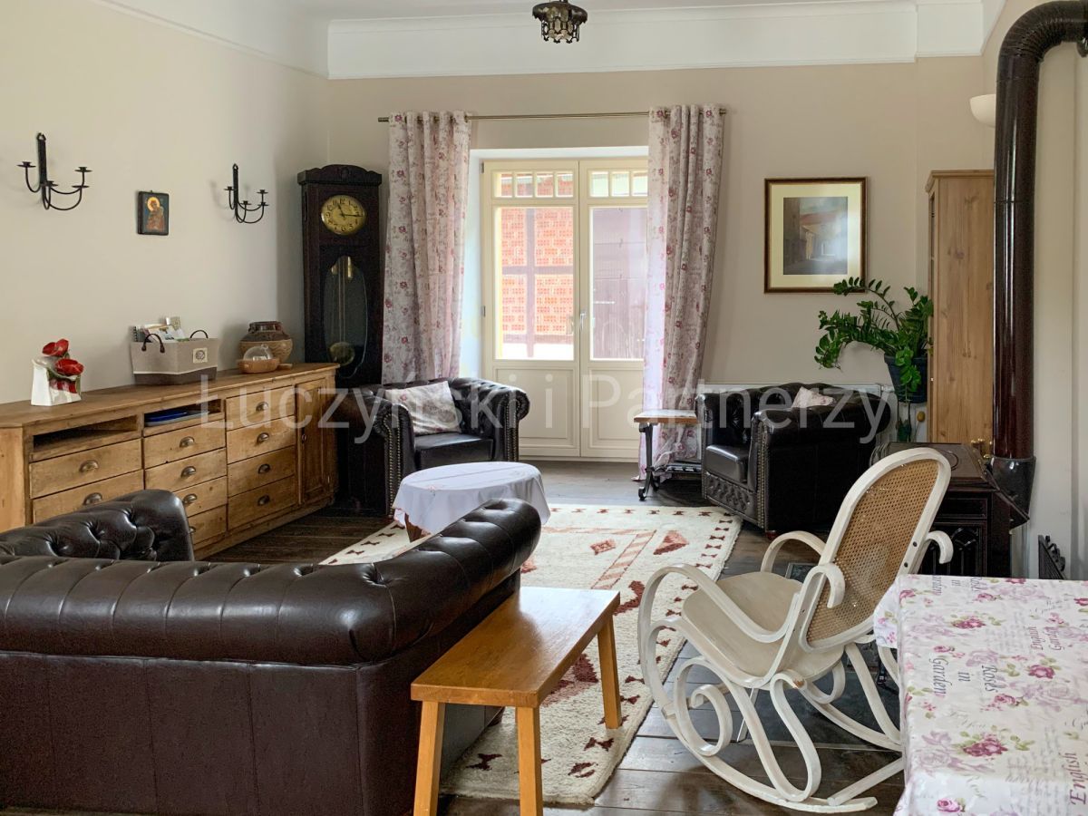 dom wolnostojący, 10 pokoi Dębowy Gaj. Zdjęcie 19